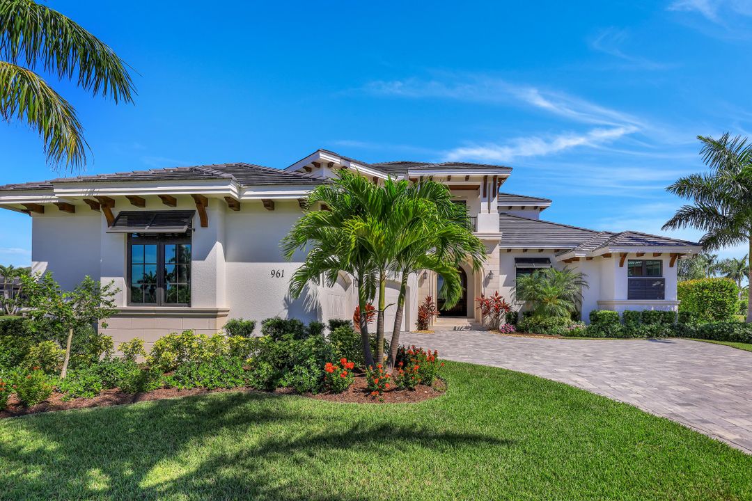 961 Snowberry Ct, Marco Island, FL 34145