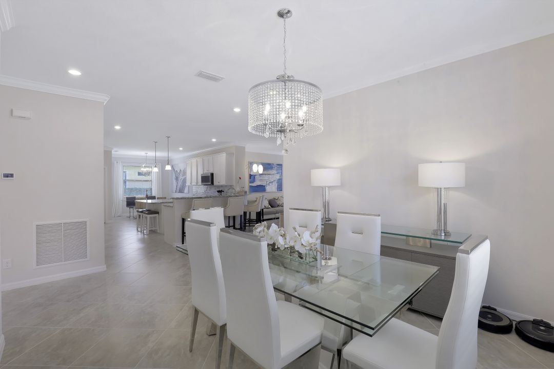 4580 Tamarind Way, Naples, FL 34119