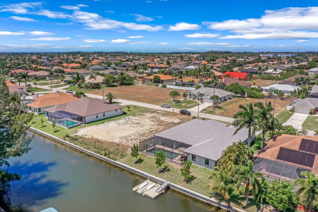 2016 SW 28th Ln, Cape Coral, FL 33914