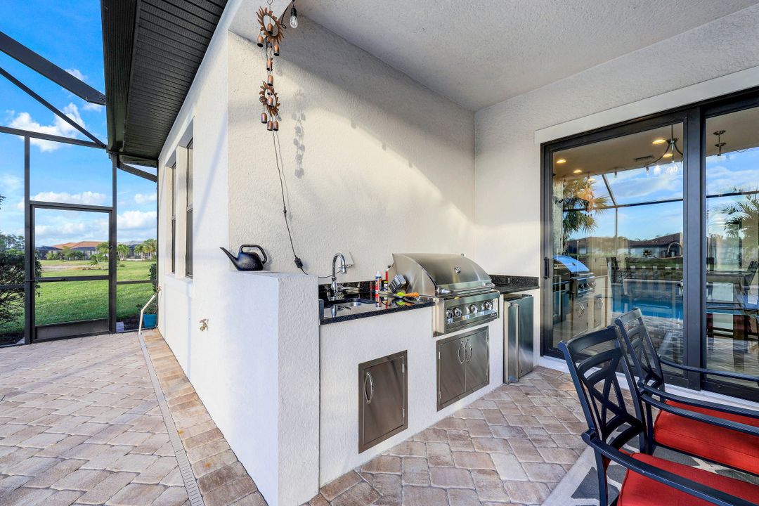 11866 White Stone Dr, Fort Myers, FL 33913