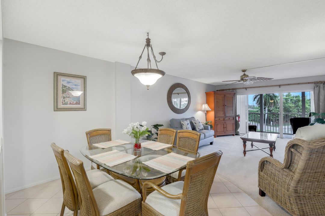 1 Bluebill Ave #306, Naples, FL 34108