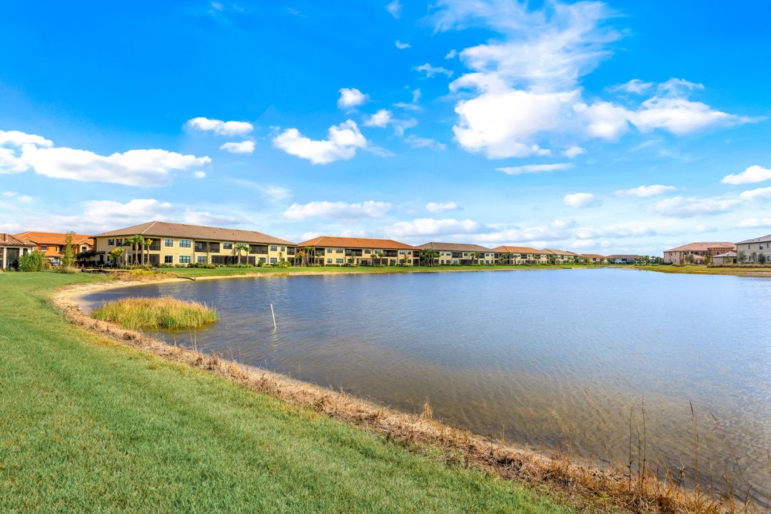 9588 Montelanico Loop, Naples, FL 34119