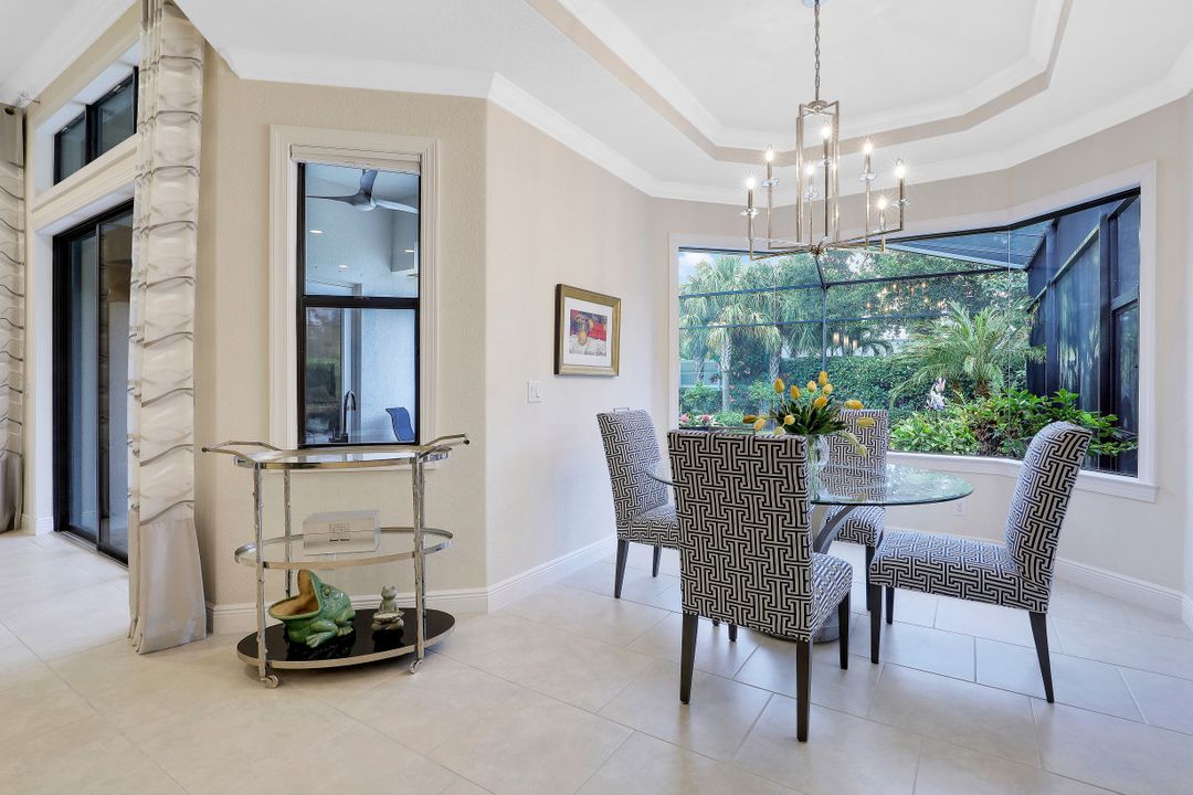 10102 Palazzo Dr, Naples, FL 34119