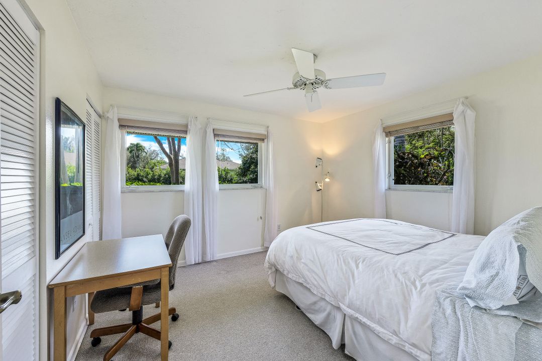 1135 26th Ave N, Naples, FL 34103