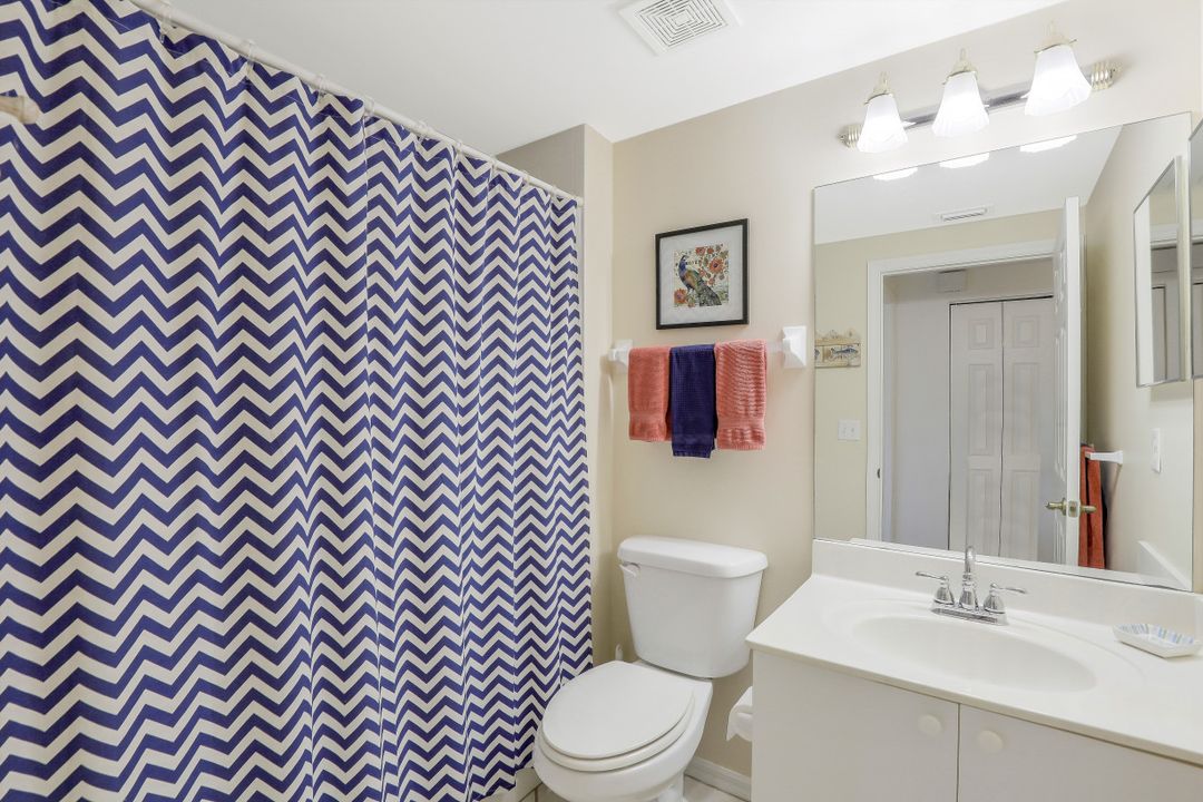 5060 Cedar Springs Dr #102, Naples, FL 34110