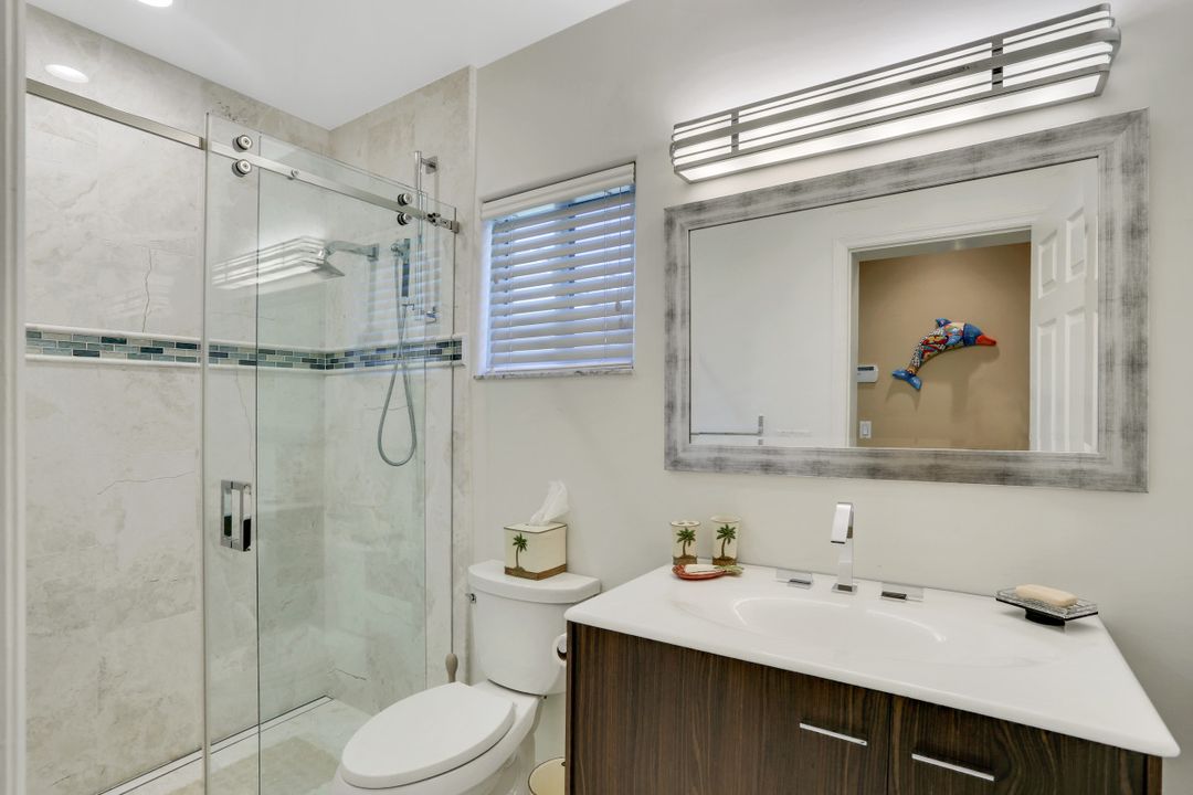 25150 Ridge Oak Dr, Bonita Springs, FL 34134