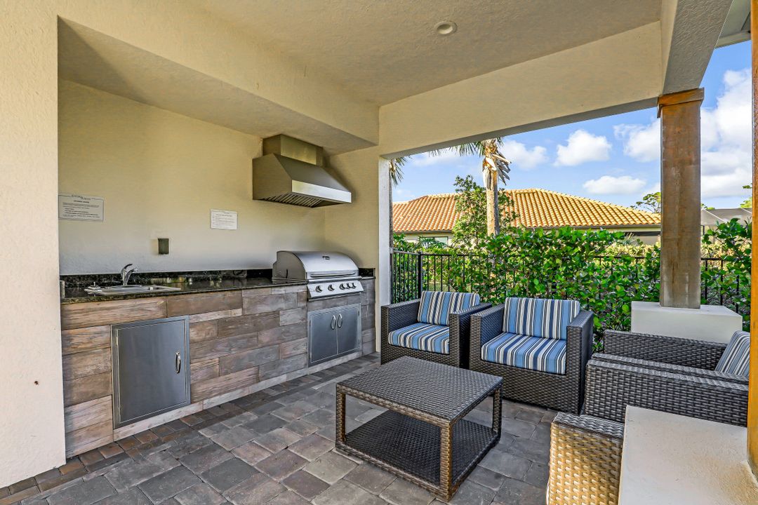 19693 Estero Pointe Ln, Fort Myers, FL 33908