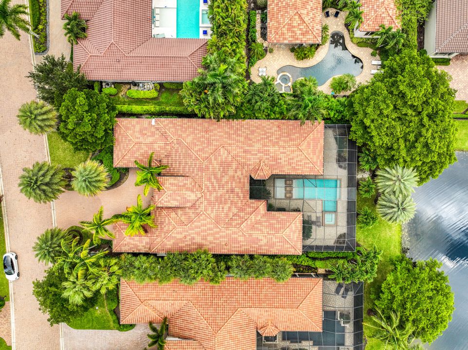 2228 Miramonte Ct, Naples, FL 34105