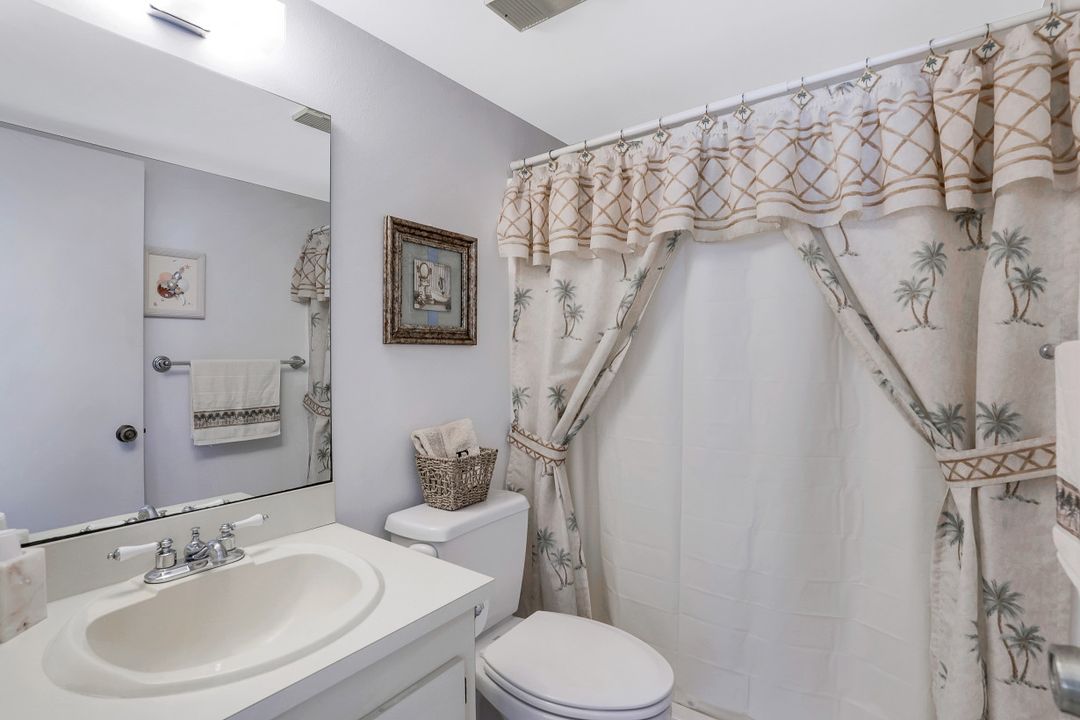 4315 27th Ct SW #19, Naples, FL 34116