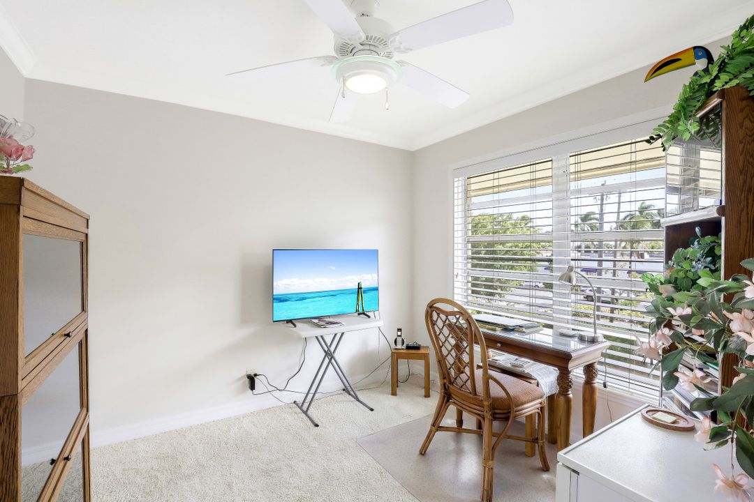 746 Broad Ave S, Naples, FL 34102