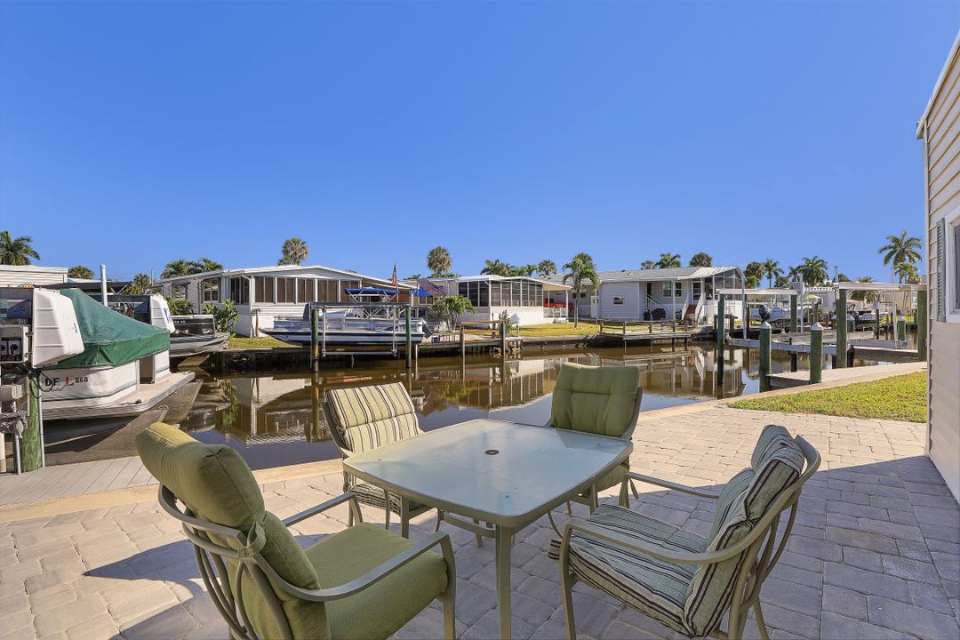 11340 Cypress Ln, Fort Myers Beach, FL 33931