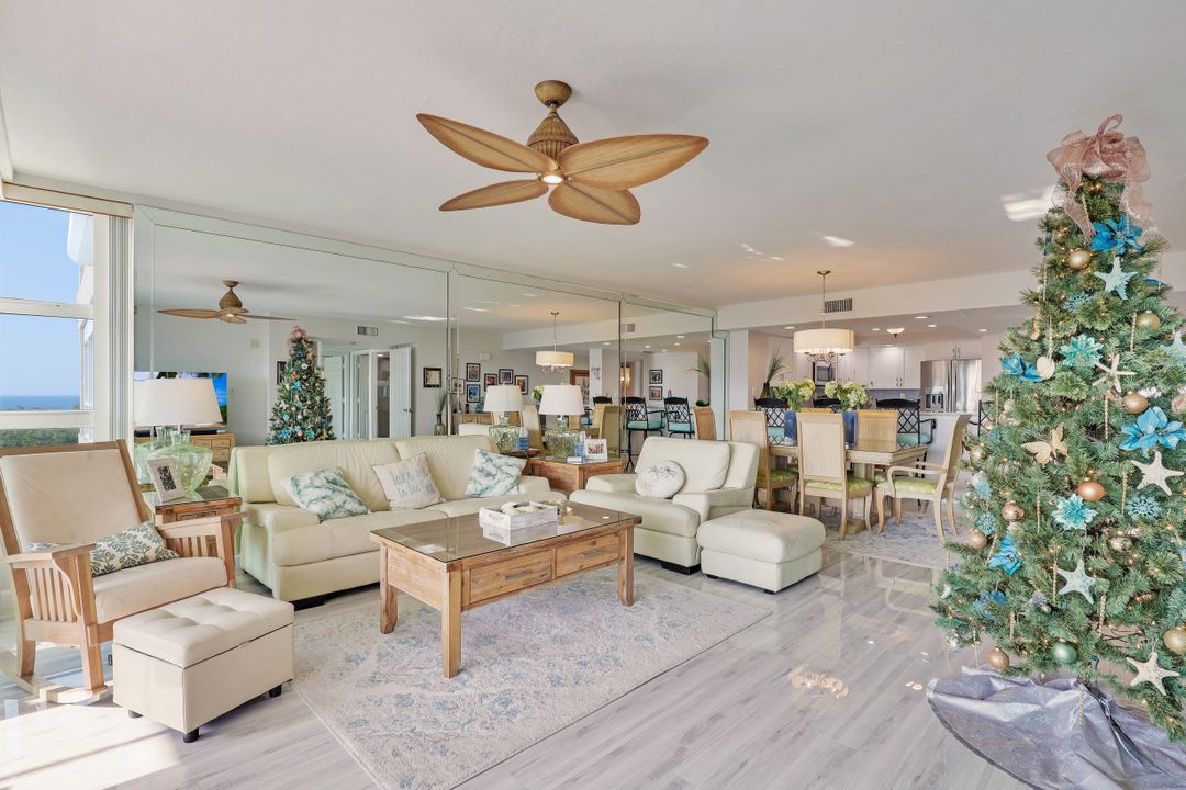 21 Bluebill Ave #603, Naples, FL 34108