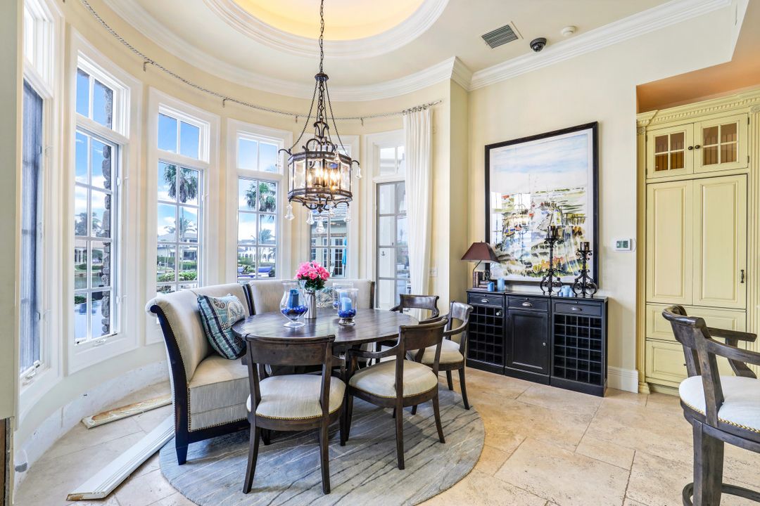 1839 Hurricane Harbor Ln, Naples, FL 34102