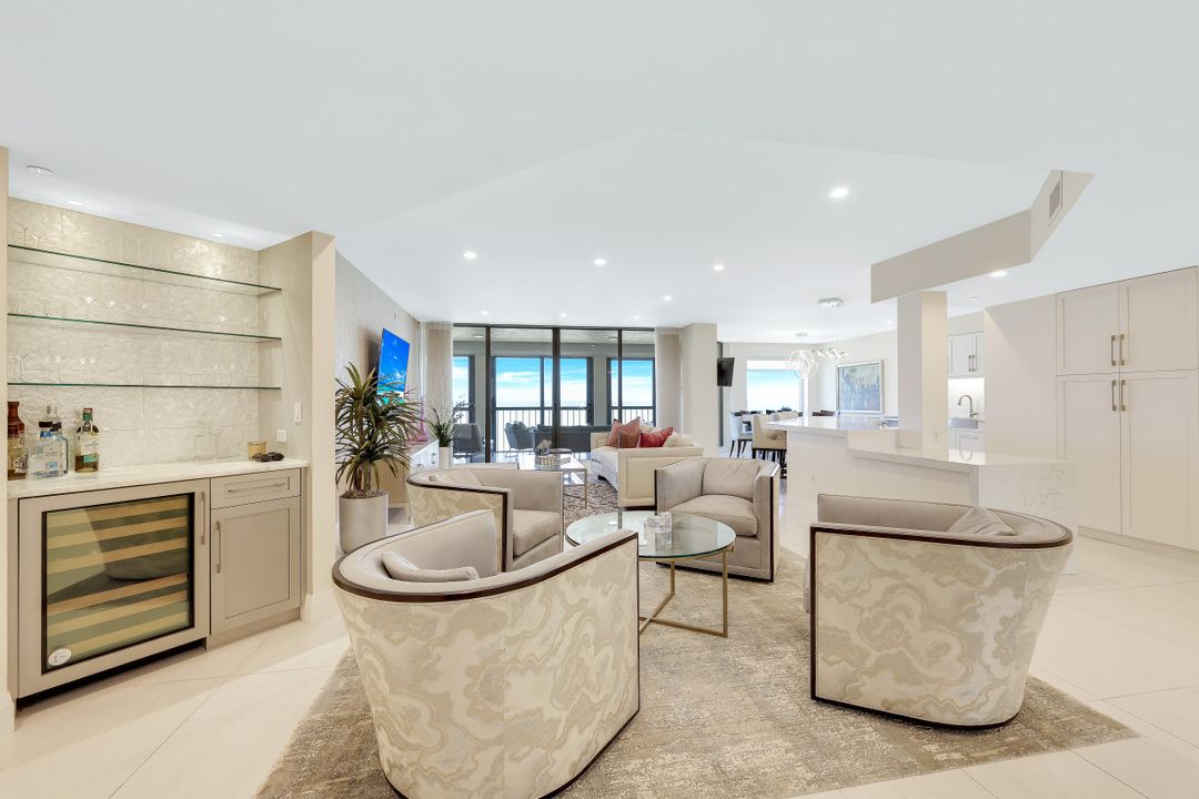 8171 Bay Colony Dr #1103, Naples, FL 34108