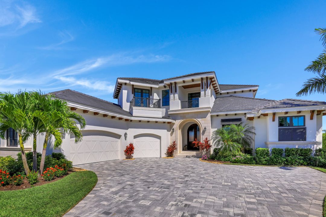 961 Snowberry Ct, Marco Island, FL 34145