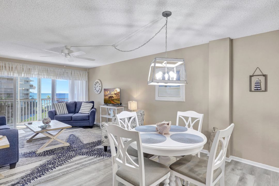 1 Bluebill Ave #709, Naples, FL 34108