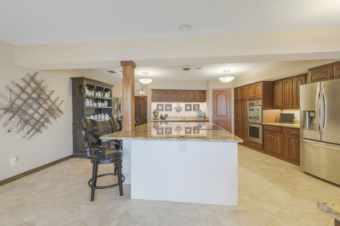 513 SW 51st Terrace, Cape Coral, FL 33914