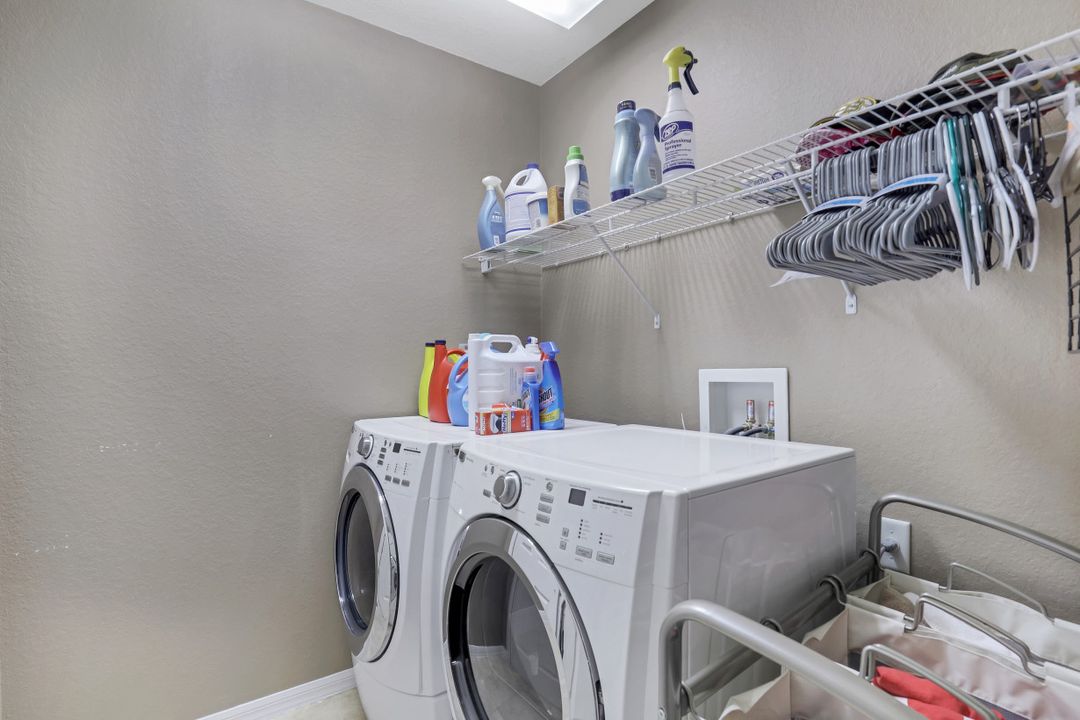 9340 Gladiolus Preserve Cir, Fort Myers, FL 33908