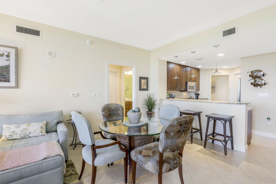 5781 Cape Harbour Dr #1105, Cape Coral, FL 33914