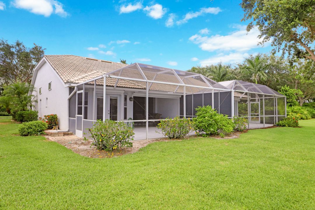 2622 Stacil Cir #2, Naples, FL 34109
