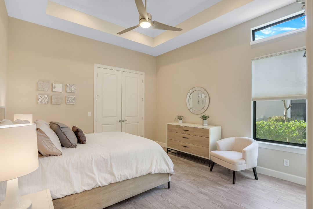 9086 Sorreno Ct, Naples, FL 34119