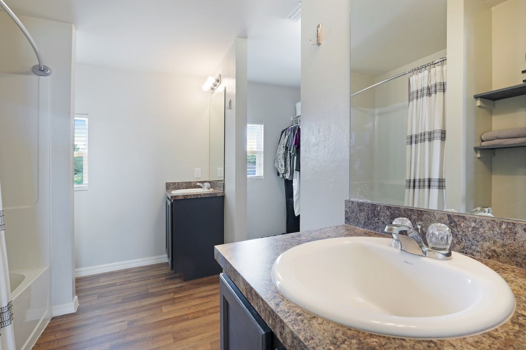 1926 NW 22nd Ave, Cape Coral, FL 33993