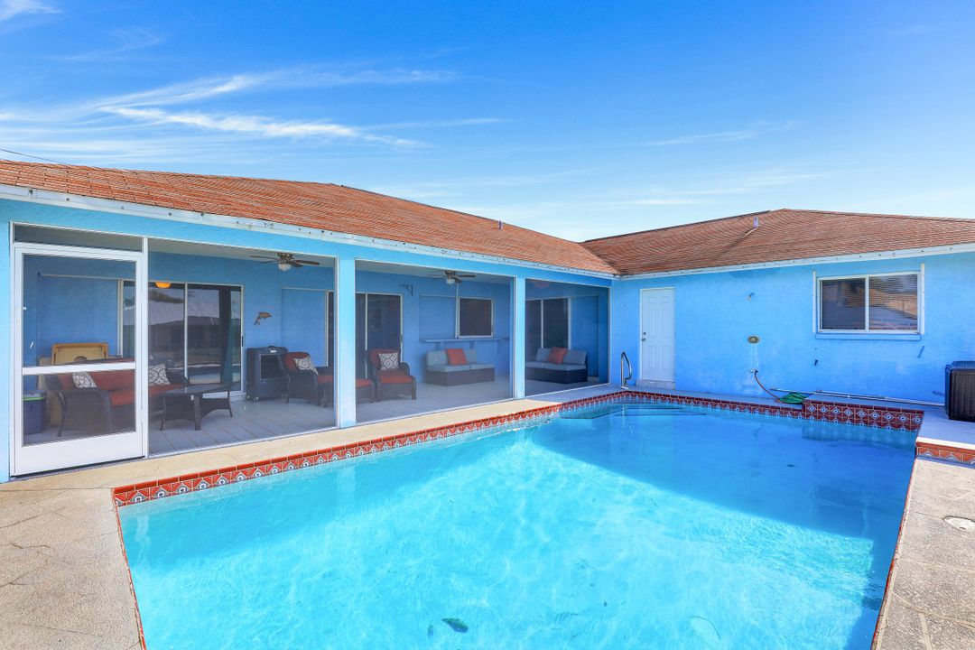 432 Mohawk Pkwy, Cape Coral, FL 33914