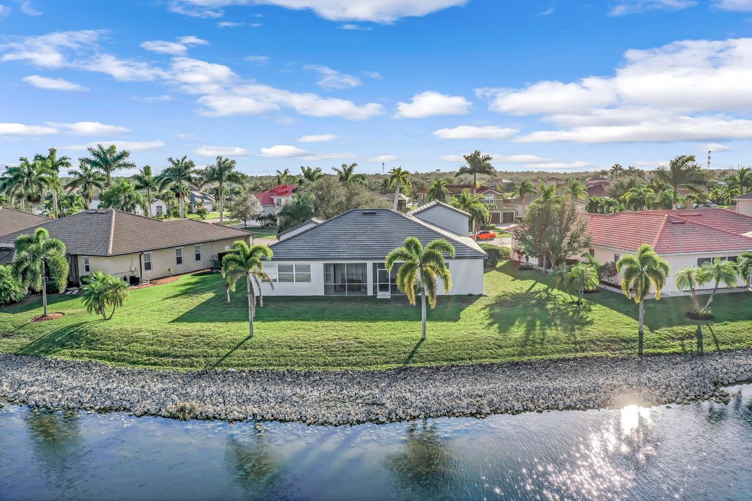 2198 Grove Dr, Naples, FL 34120