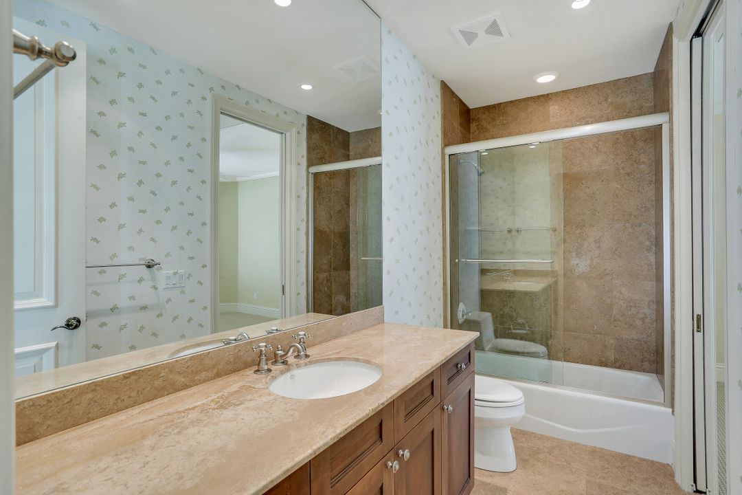 232 Point Salerno, Naples, FL 34108