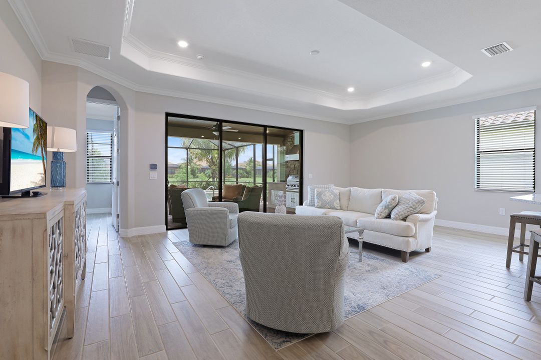 28144 Foxrock Ct, Bonita Springs, FL 34135