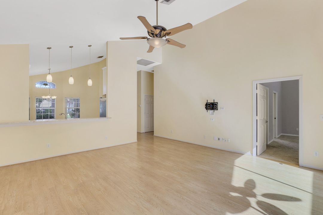 176 Lady Palm Dr, Naples, FL 34104