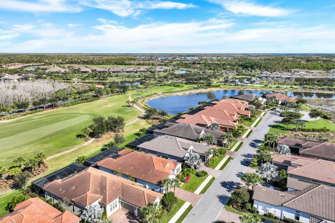 8848 Savona Ct, Naples, FL 34119