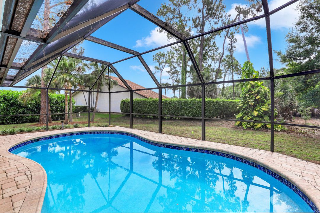 2225 Royal Ln, Naples, FL 34112