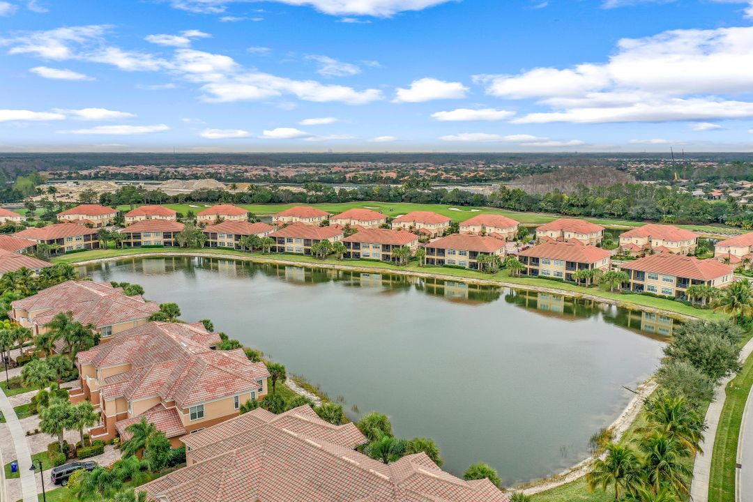 10390 Glastonbury Cir #102, Fort Myers, FL 33913