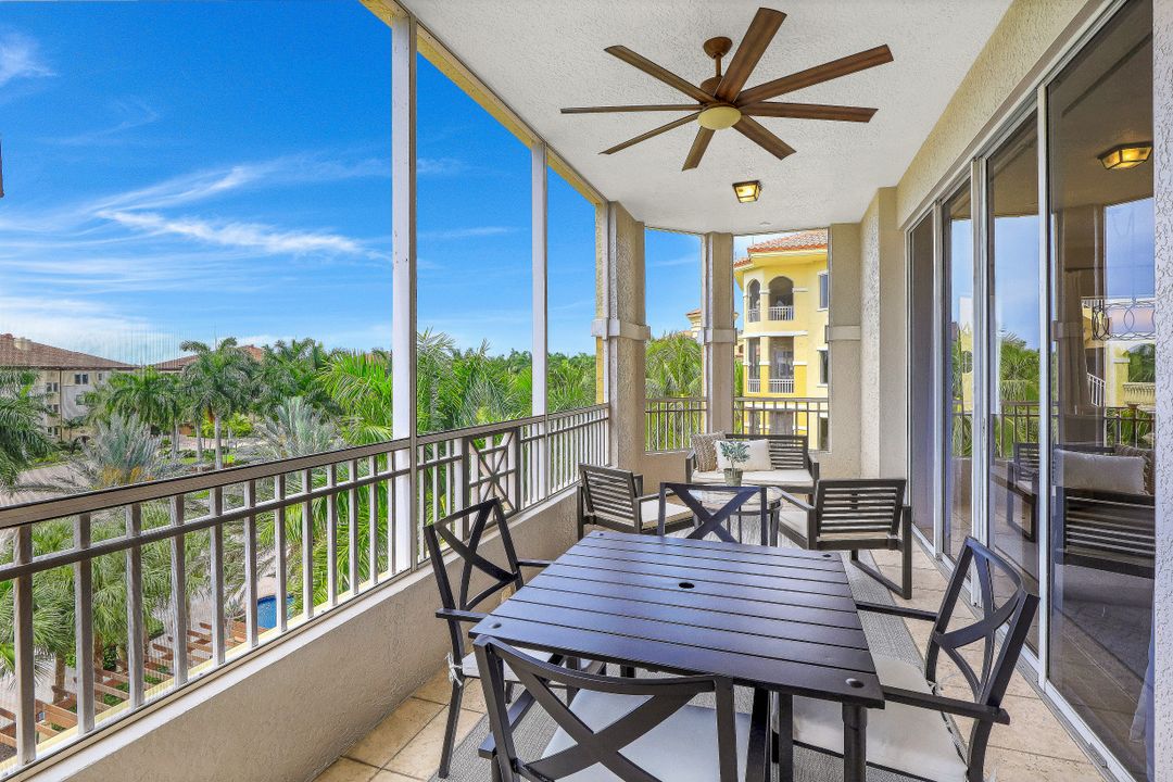 2738 Tiburon Blvd E #B-406, Naples, FL 34109