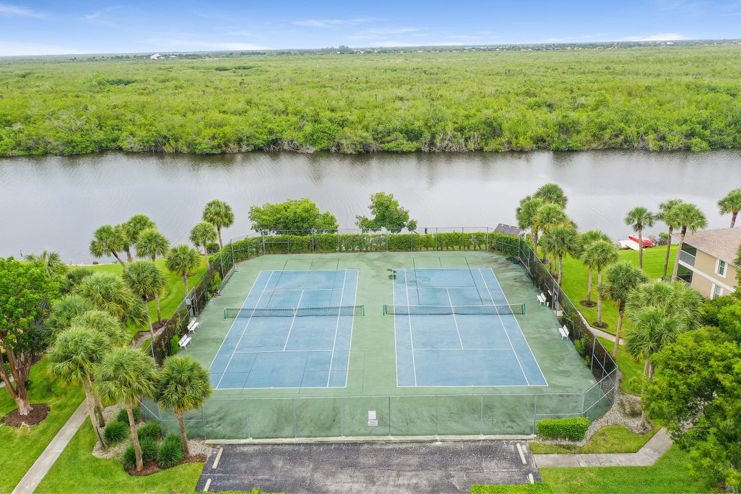 1365 Mainsail Dr #1605, Naples, FL 34114