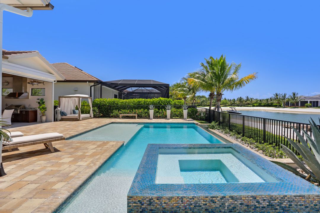 10530 Via Torino Way, Miromar Lakes, FL 33913