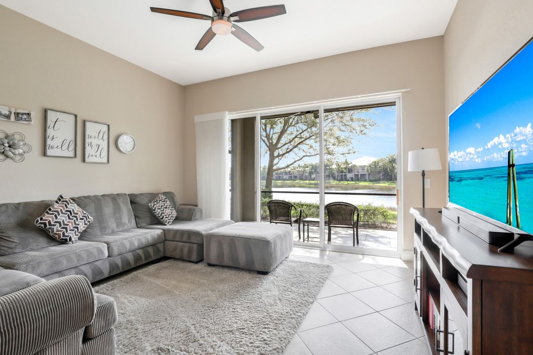 9224 Campanile Cir #101, Naples, FL 34114