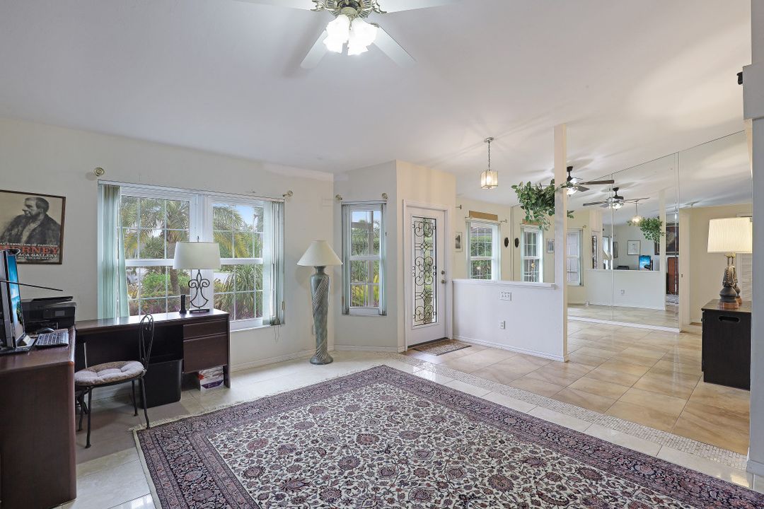 115 Plantation Cir, Naples, FL 34104