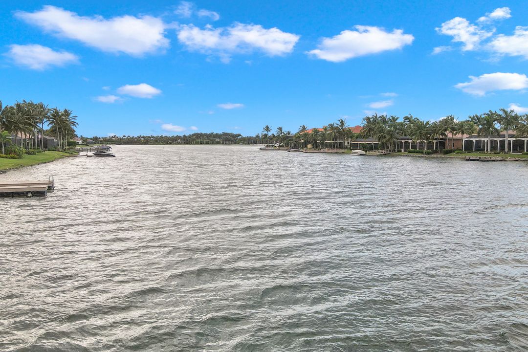 18561 Verona Lago Dr, Miromar Lakes, FL 33913