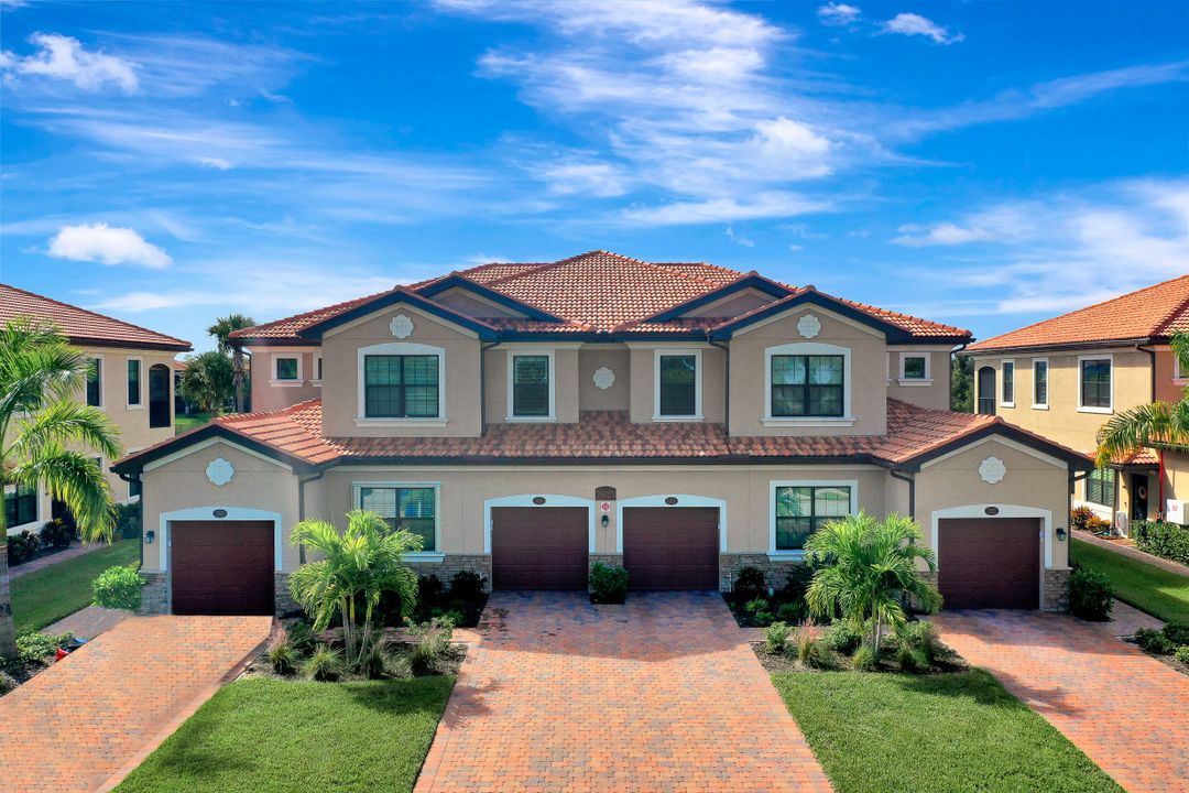 26123 Palace Ln #101, Bonita Springs, FL 34135