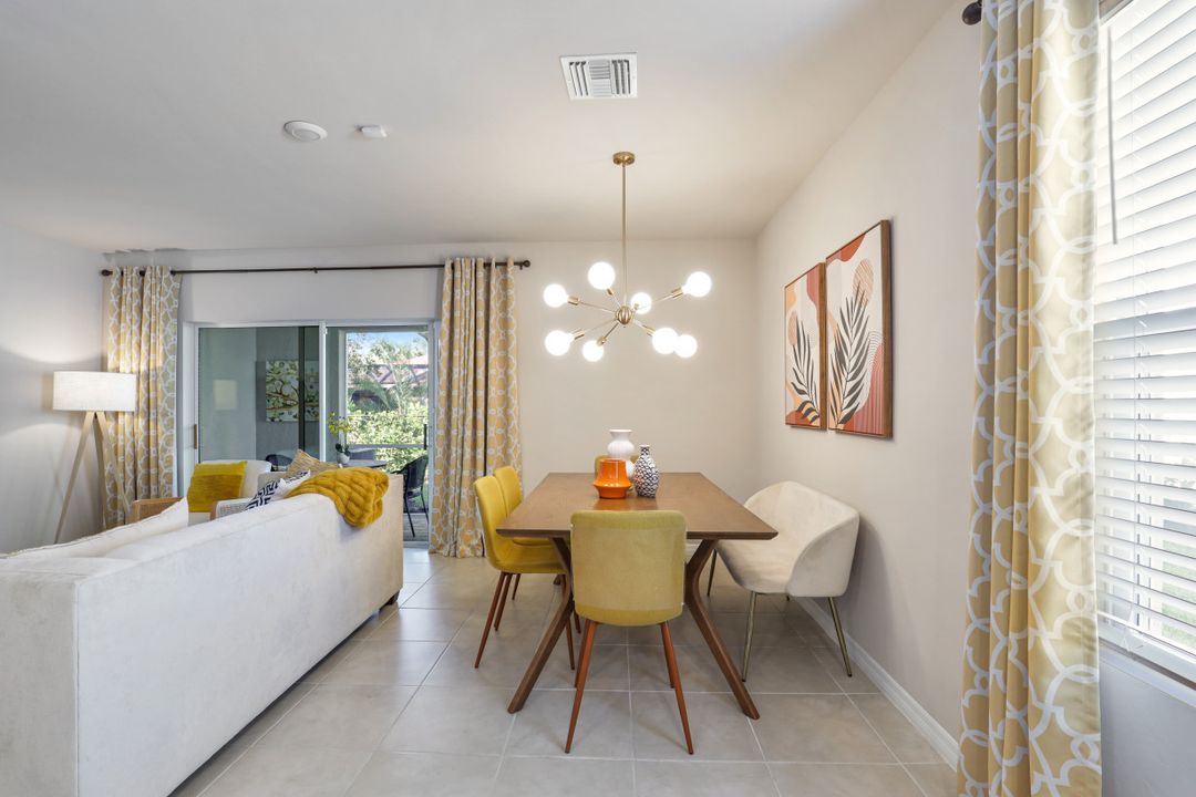 15359 Wildflower Cir, Naples, FL 34119