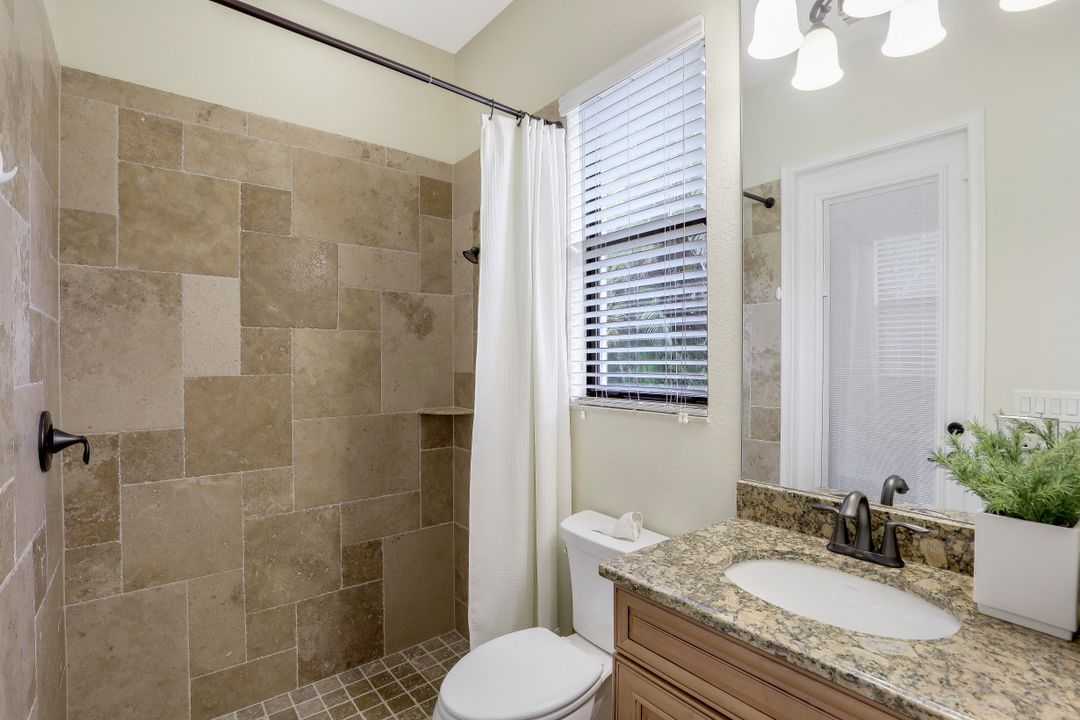 3400 Runaway Ln, Naples, FL 34114