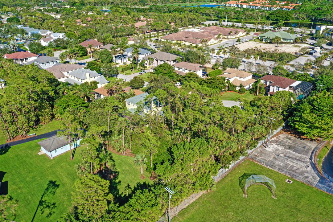 Coach House Way, Naples, FL 34105