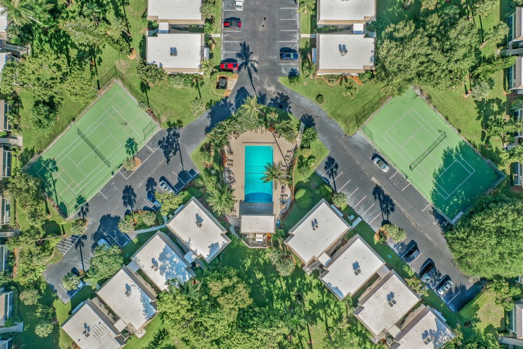 1549 Sandpiper St #92, Naples, FL 34102