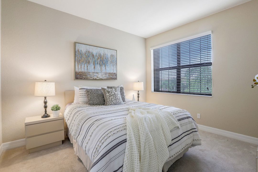 11542 Meadowrun Cir, Fort Myers, FL 33913