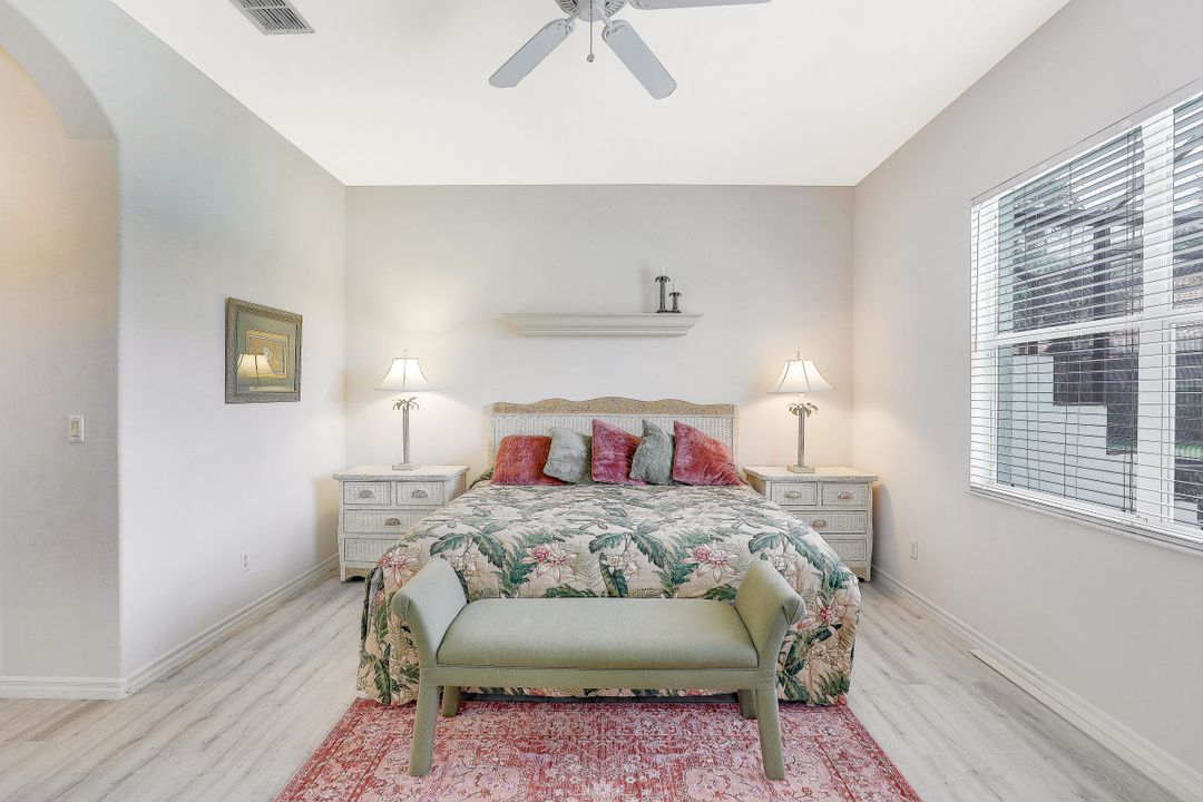 12655 Fox Ridge Dr, Bonita Springs, FL 34135