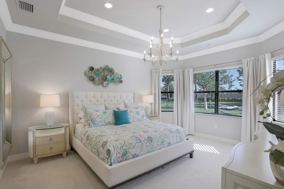 4228 Amelia Wy, Naples, FL 34119