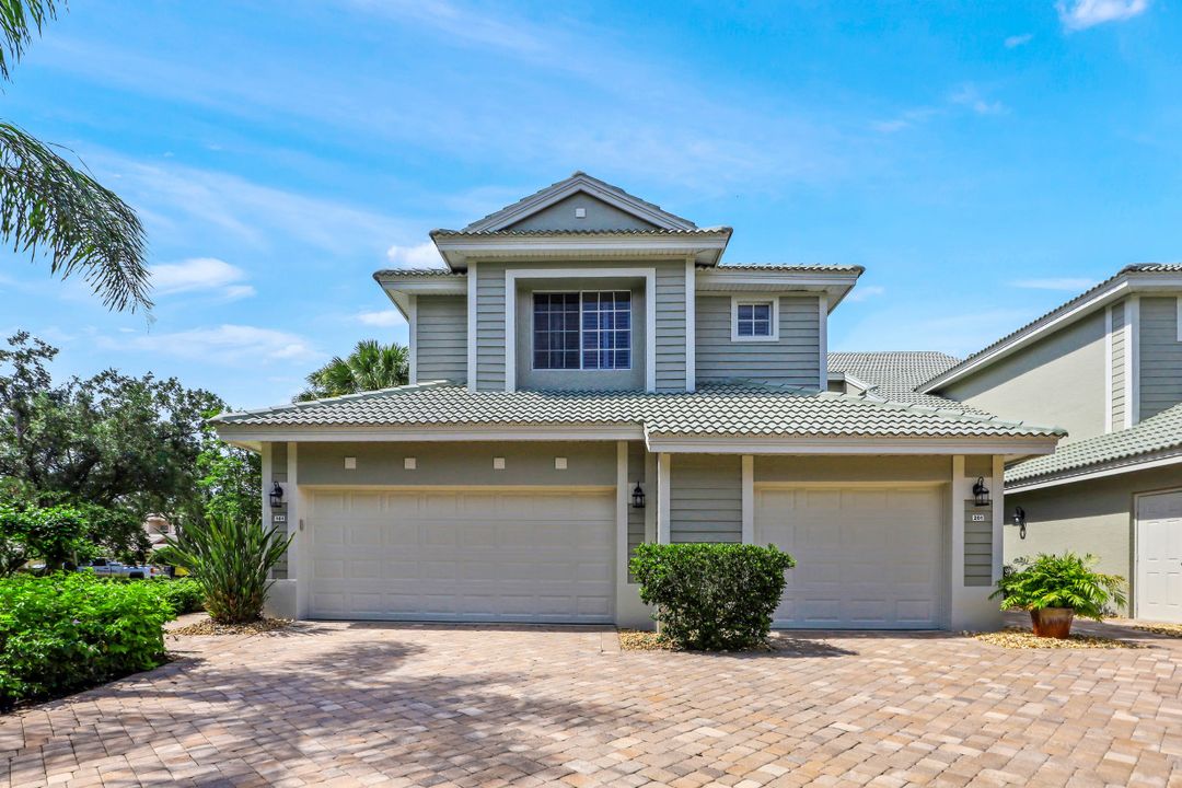 4111 Bayhead Dr #201, Bonita Springs, FL 34134
