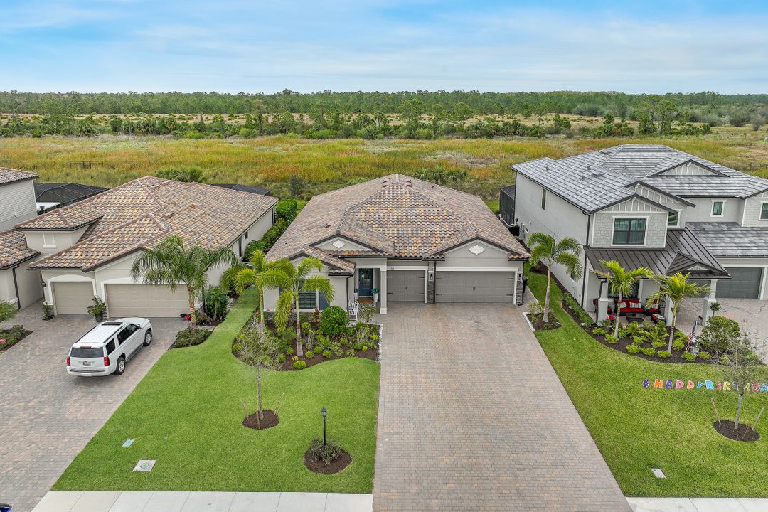 17624 Kinzie Ln, Estero, FL 33928